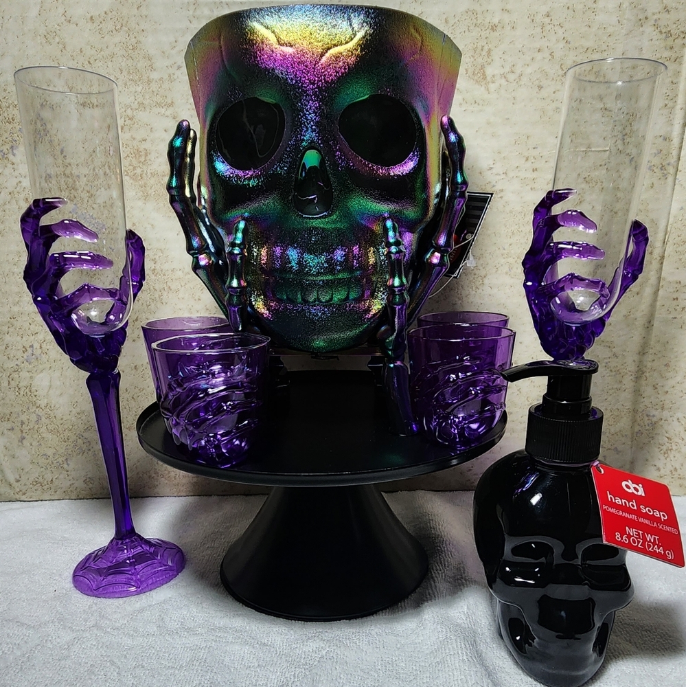 Bundle of Halloween 'Skull in Hands' Snack Bowl & 4 Other Skeleton Zombie Items